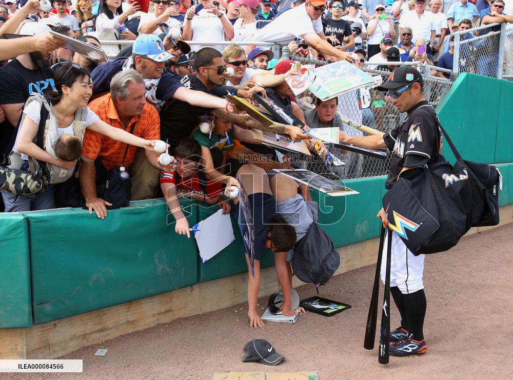 Ichiro goes 0-for-2 in spring training game against Yankees