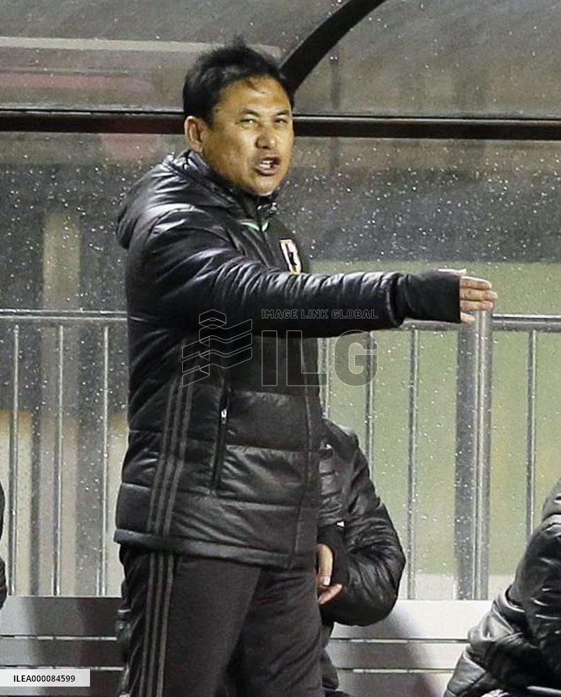 Soccer: Japan edge N. Korea in coach Sasaki's final game