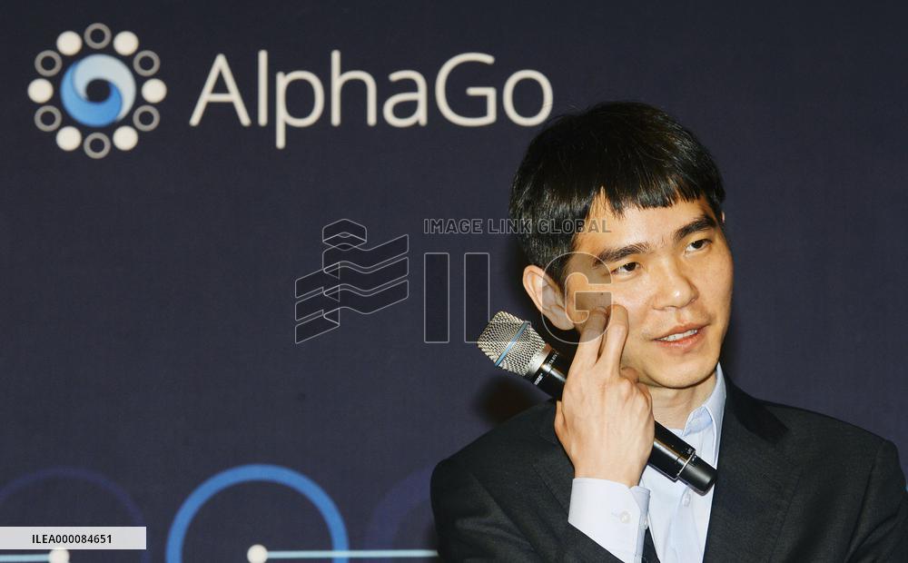 Google's AI records 2nd straight go win against S. Korean champion