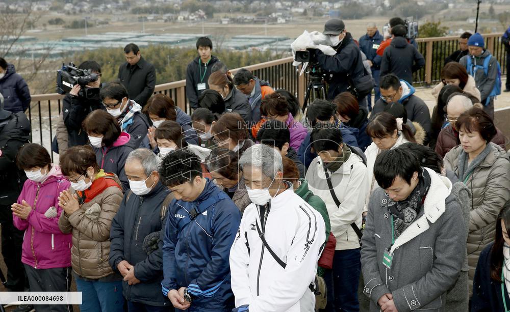 Japan marks 5 years since quake, tsunami, nuclear disasters