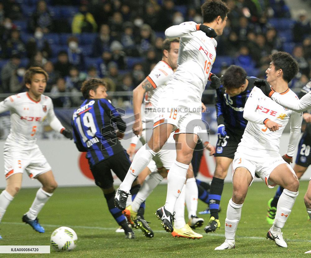Soccer: Gamba beat Omiya for 1st win at new home