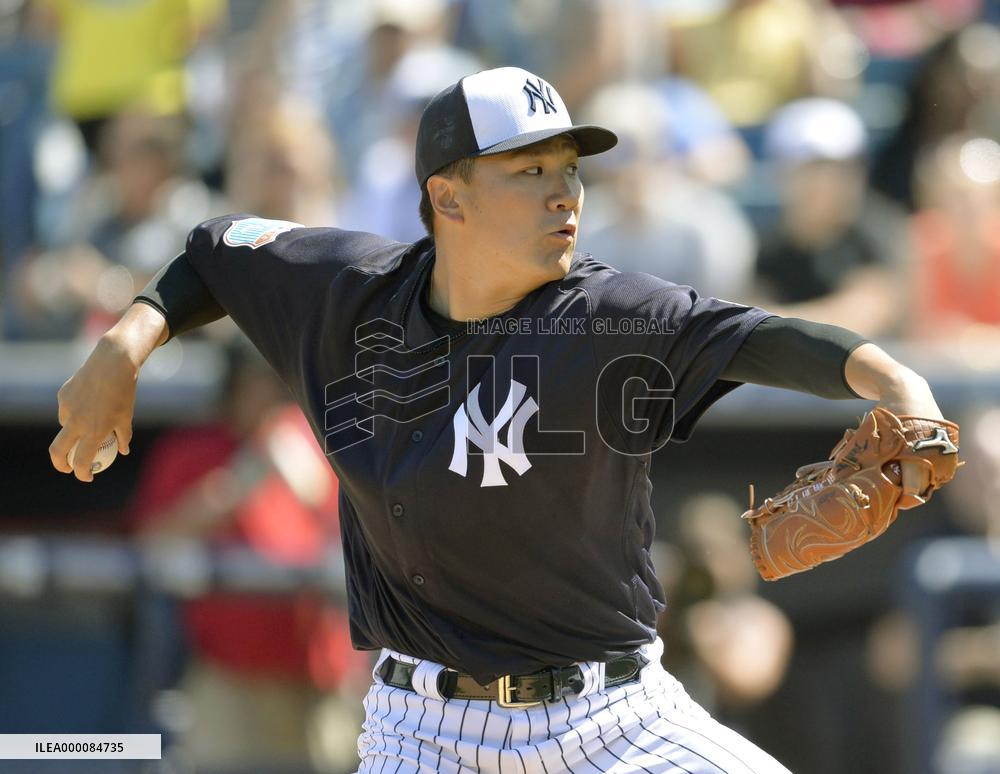 Yankees' Tanaka recovers balance in scoreless outing
