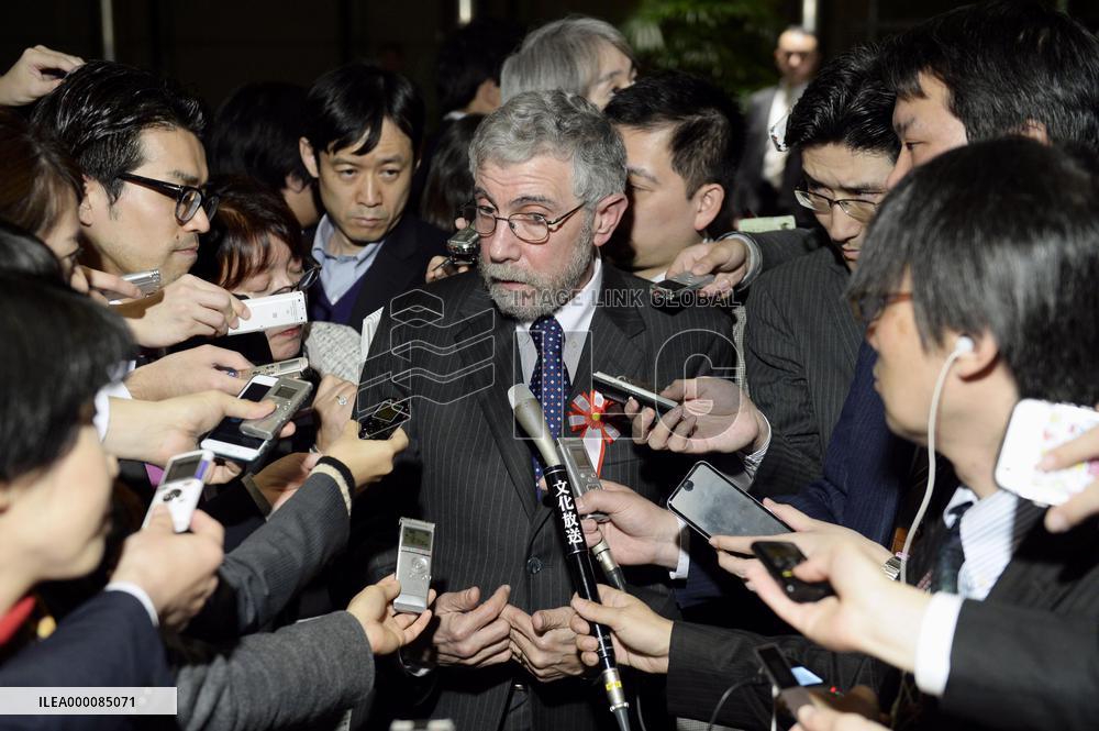 Nobel laureate Krugman calls for tax hike delay