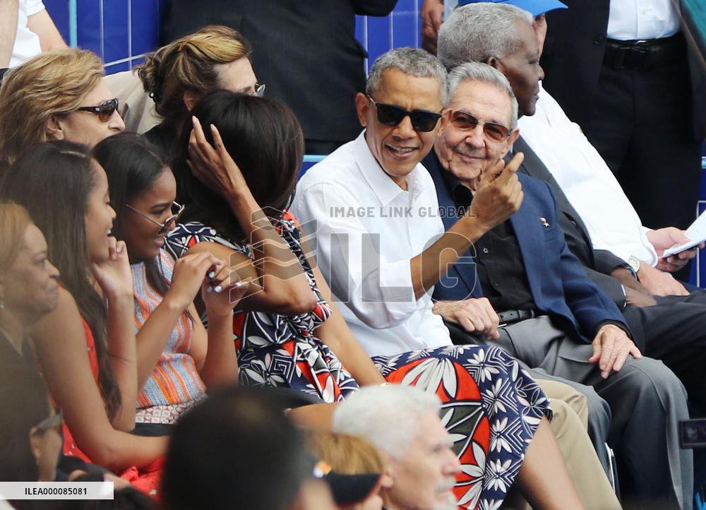 Obama, Castro watch Rays-Cuba baseball game