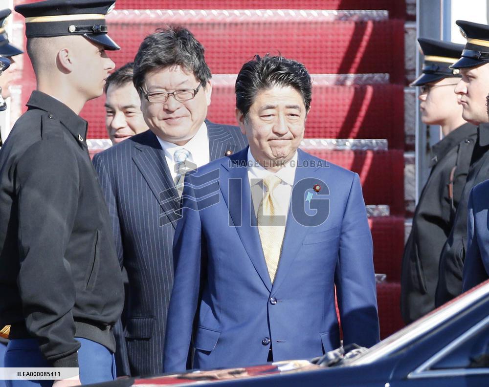 PM Abe arrives in Washington
