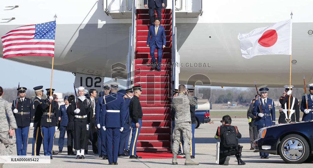 PM Abe arrives in Washington