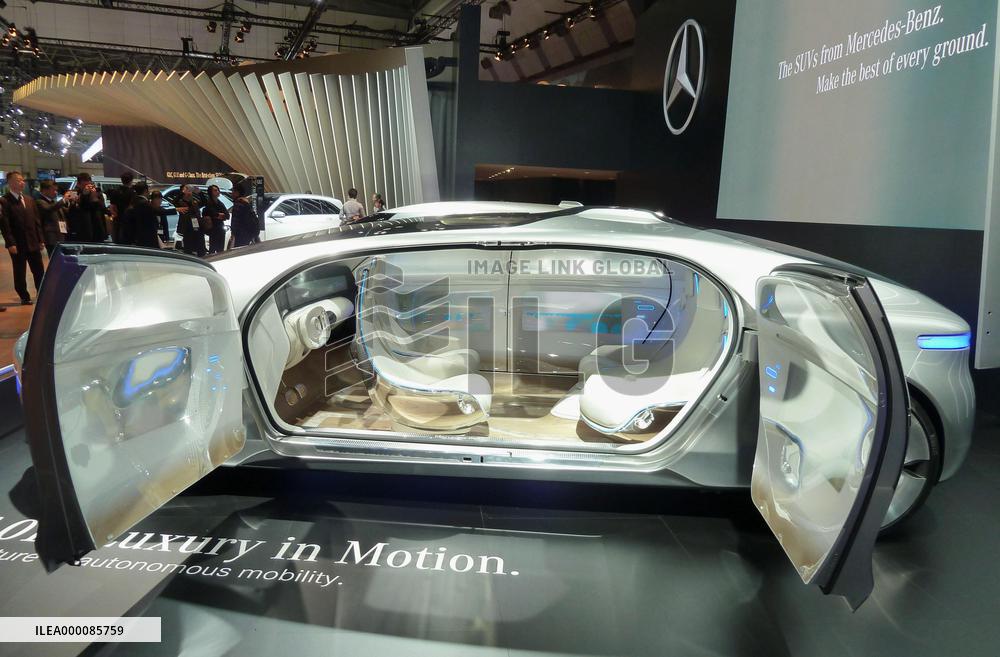 Japan draws up draft guideline for testing self-driving vehicles