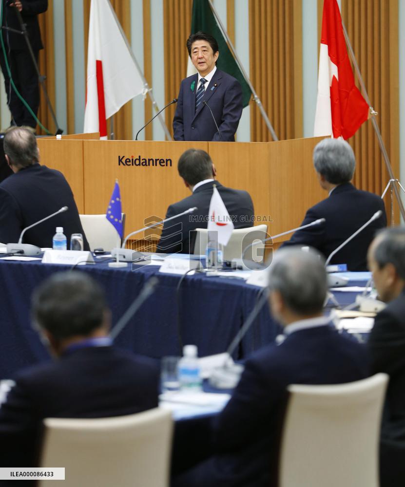 Int'l business leaders to propose growth steps ahead of G-7 summit