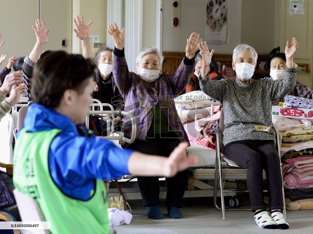 Quakes heavily damage southwestern Japan