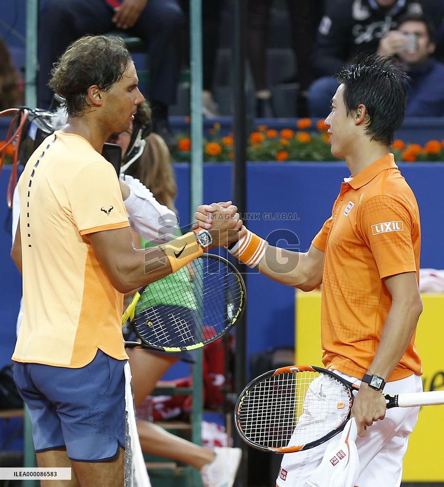 Tennis: Nadal defeats Nishikori in battle of Barcelona champions