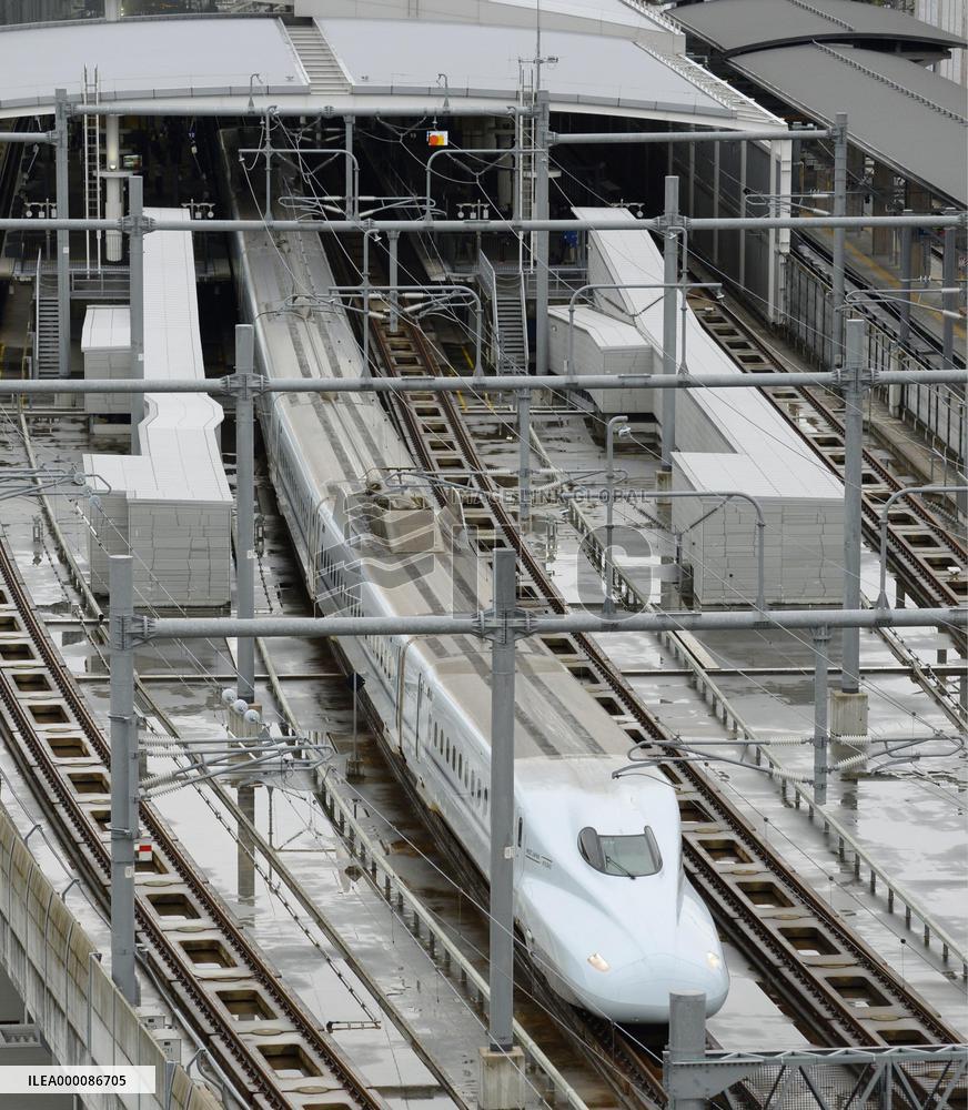 Entire Kyushu bullet-train line resumes in quake-hit southwest Japan
