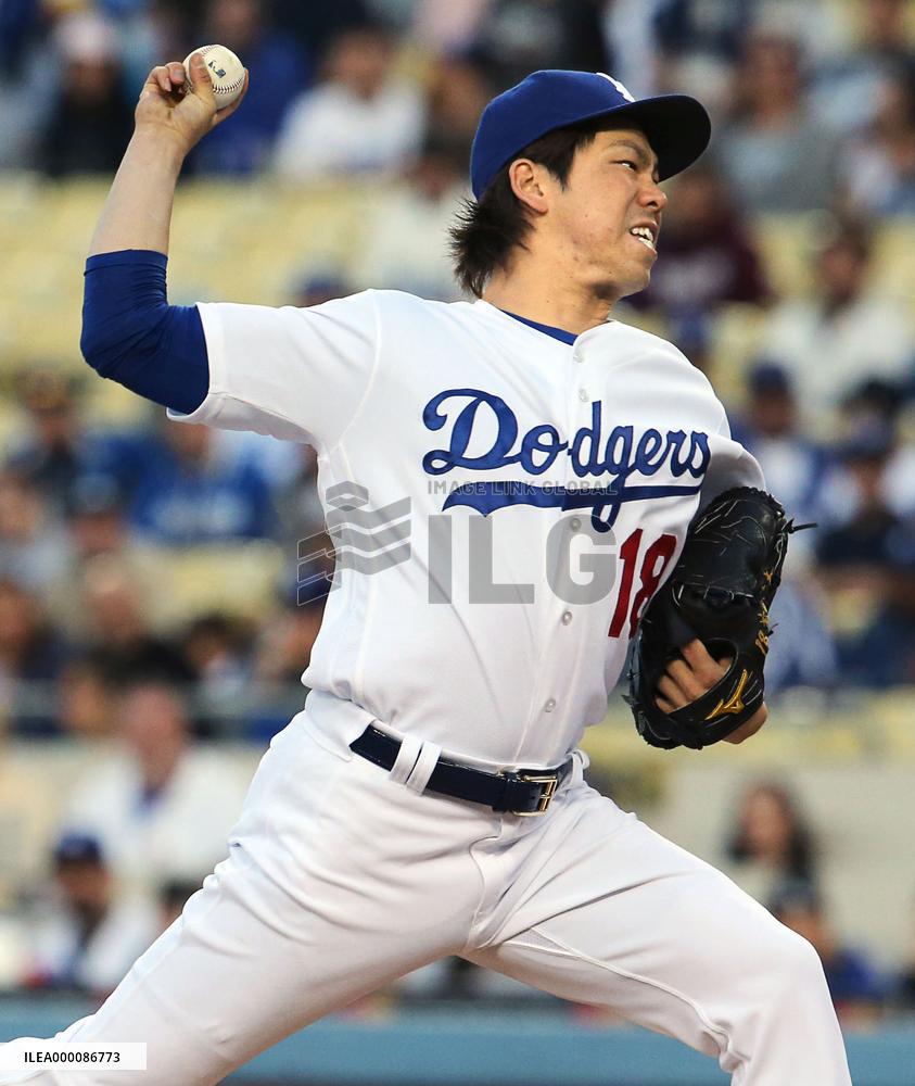 Maeda gets better in 1st matchup with Suzuki, but suffers loss