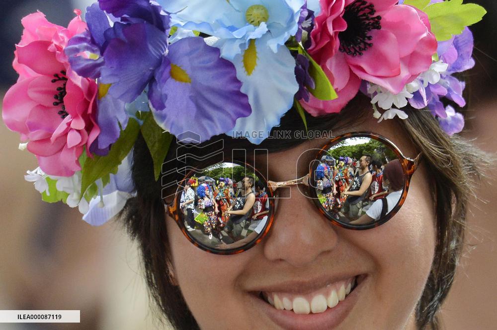Parade in Tokyo seeks understanding of sexual minorities