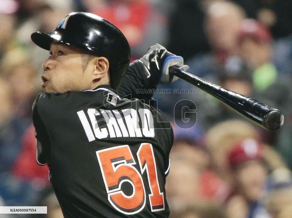 Ichiro gets hit in Marlins' loss