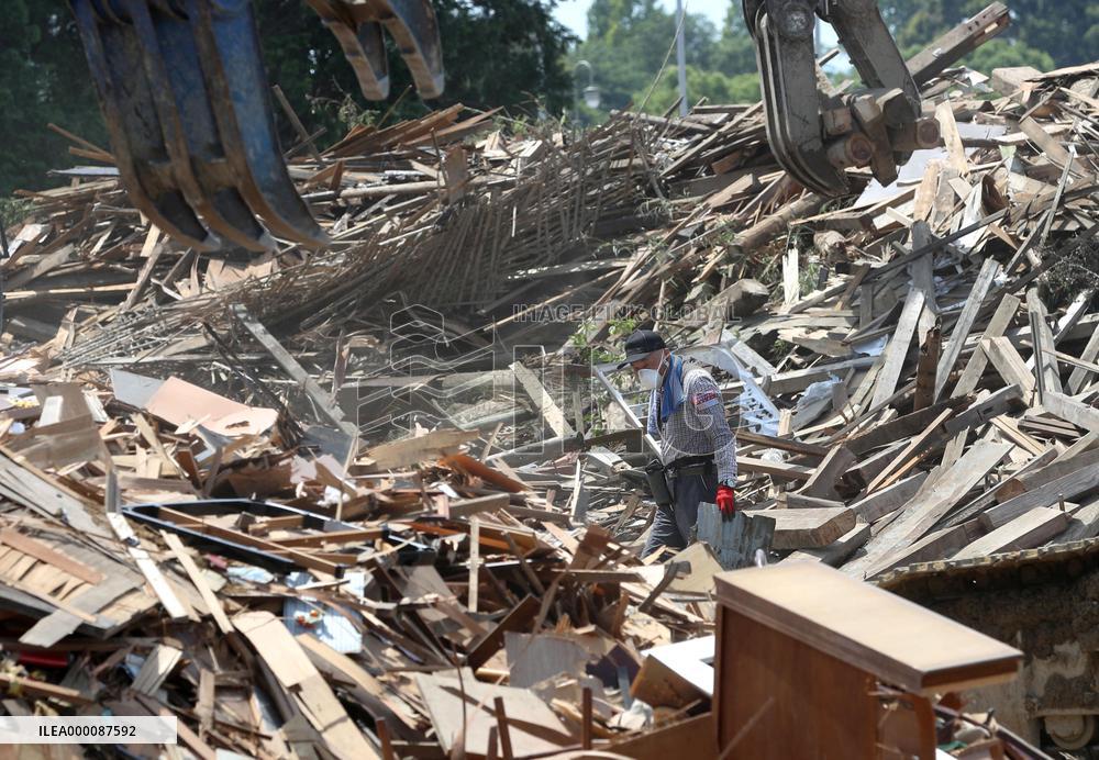 Kumamoto to dispose of quake-generated waste in 2 yrs