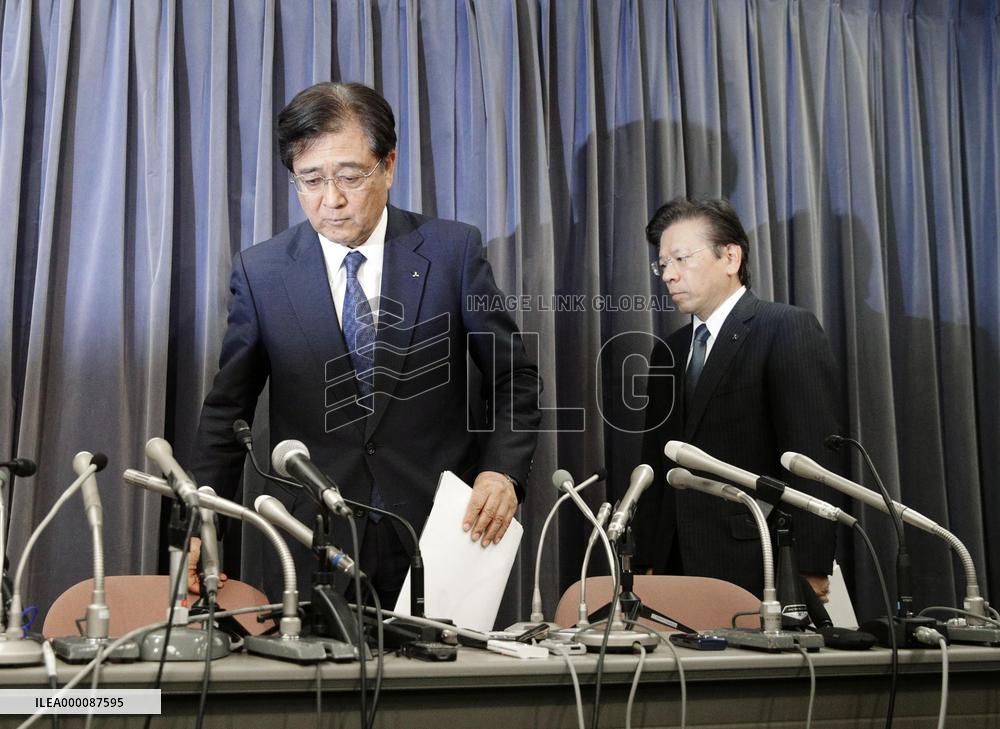 Mitsubishi Motors president to resign in June