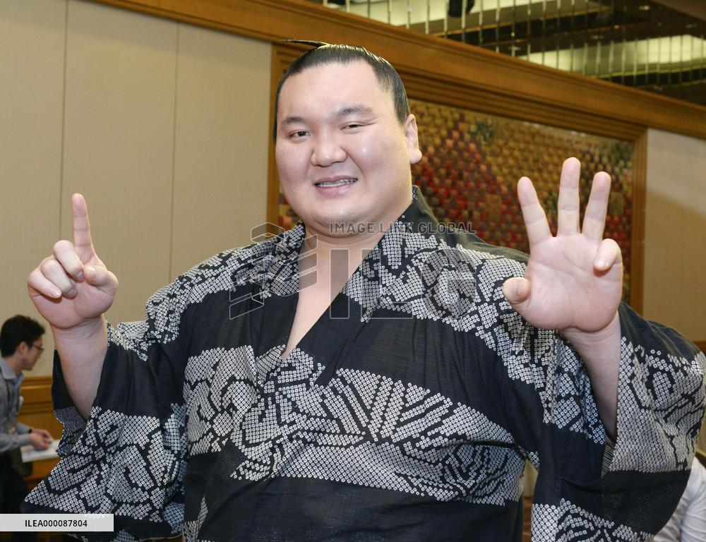Sumo: Hakuho aims to reach 1,000 career wins at next Nagoya meet