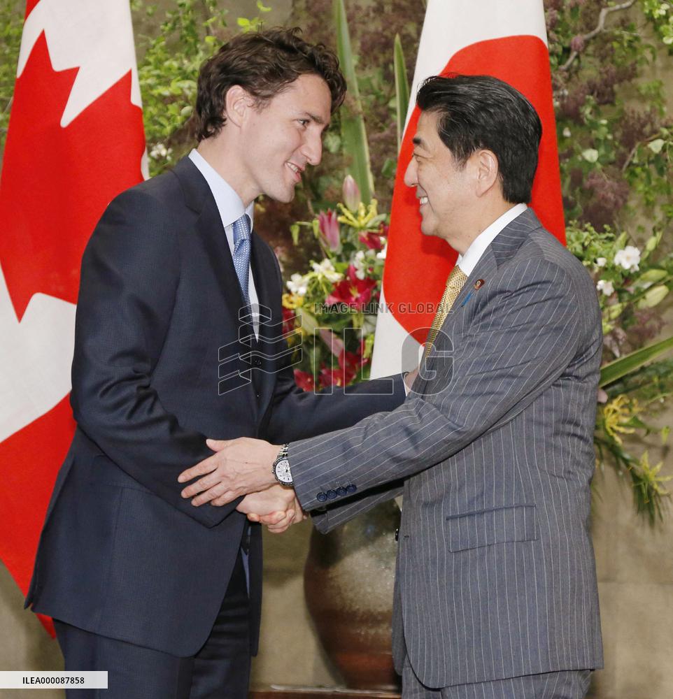 Canadian, Japanese prime ministers meet ahead of G-7 summit