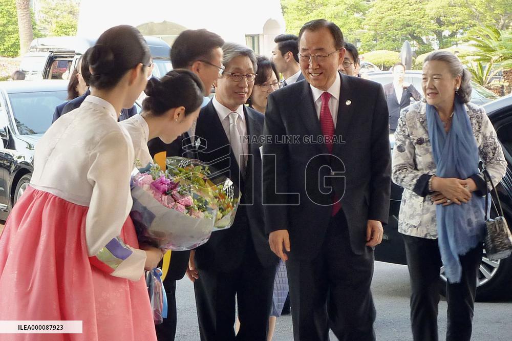 U.N. chief leaves open possibility of presidential bid: report