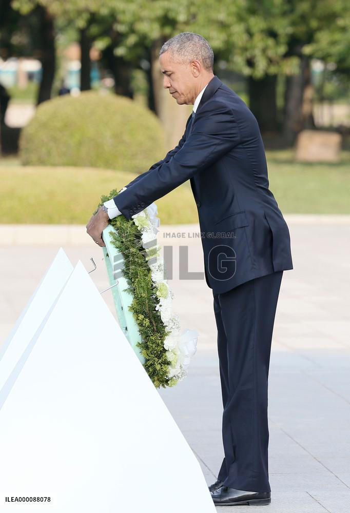 Obama visits atomic-bombed Hiroshima