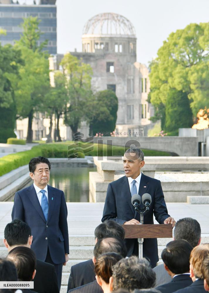 Obama visits atomic-bombed Hiroshima