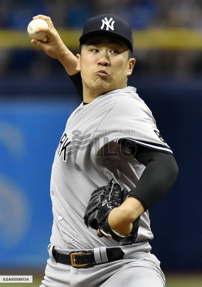 Tanaka solid as Yankees beat Rays