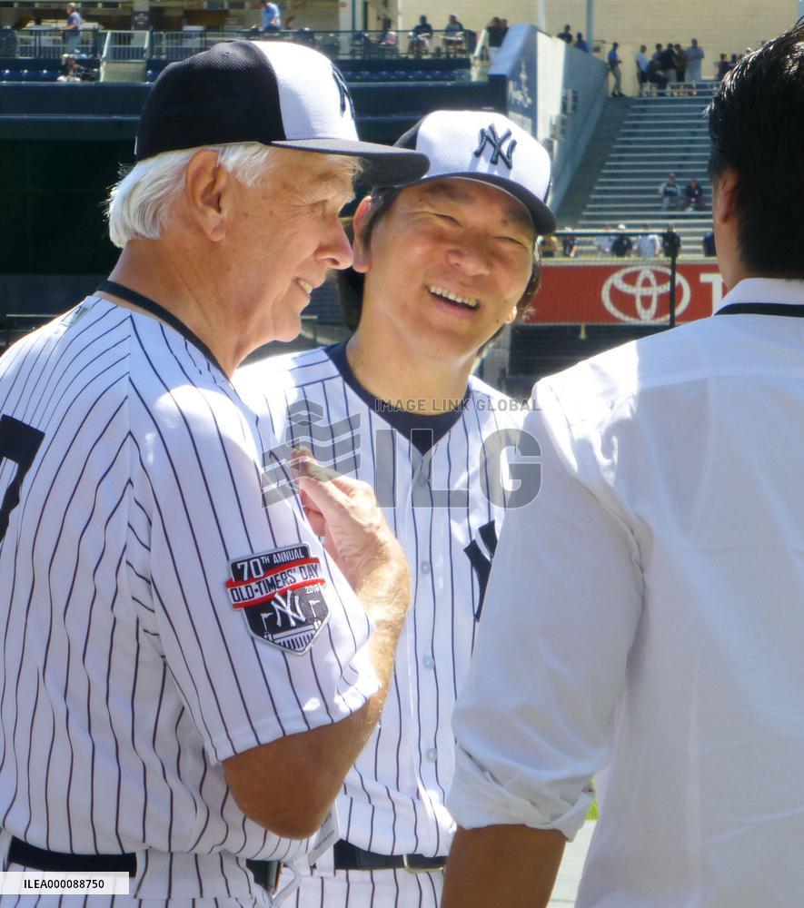Baseball: Matsui homers in Old Timers' Day exhibition game