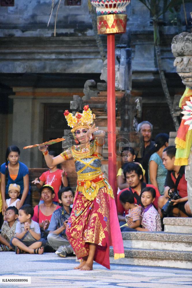 Annual Bali Art Festival underway for month-long run