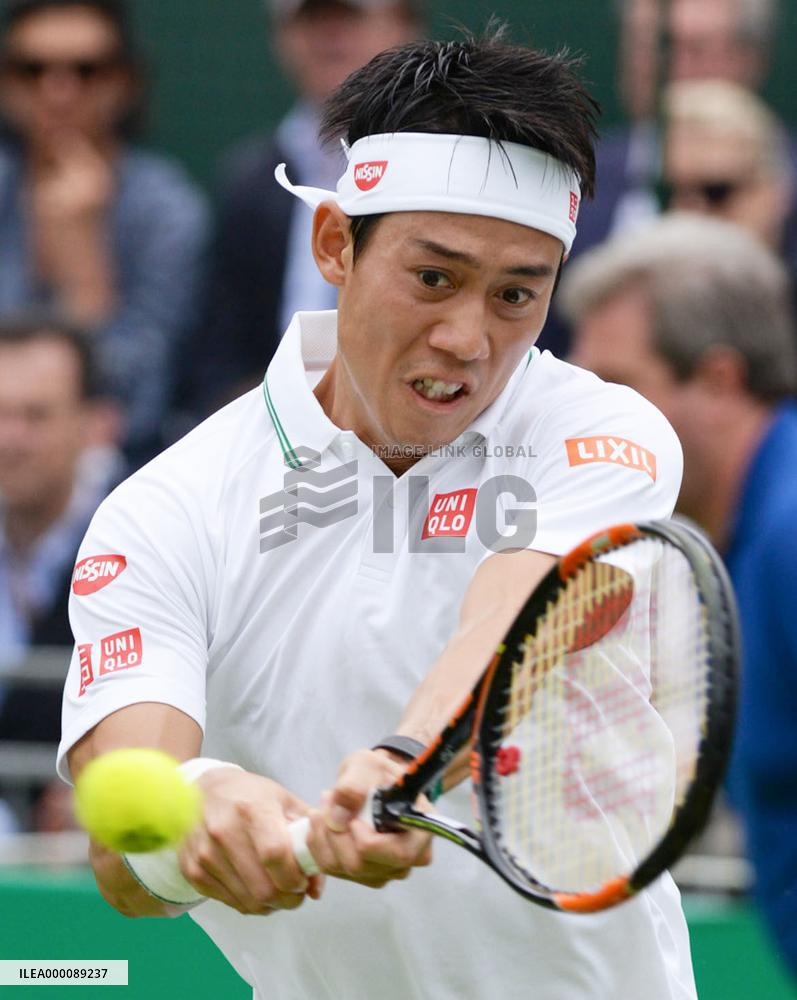 Nishikori beats Gasquet at exhibition match in London