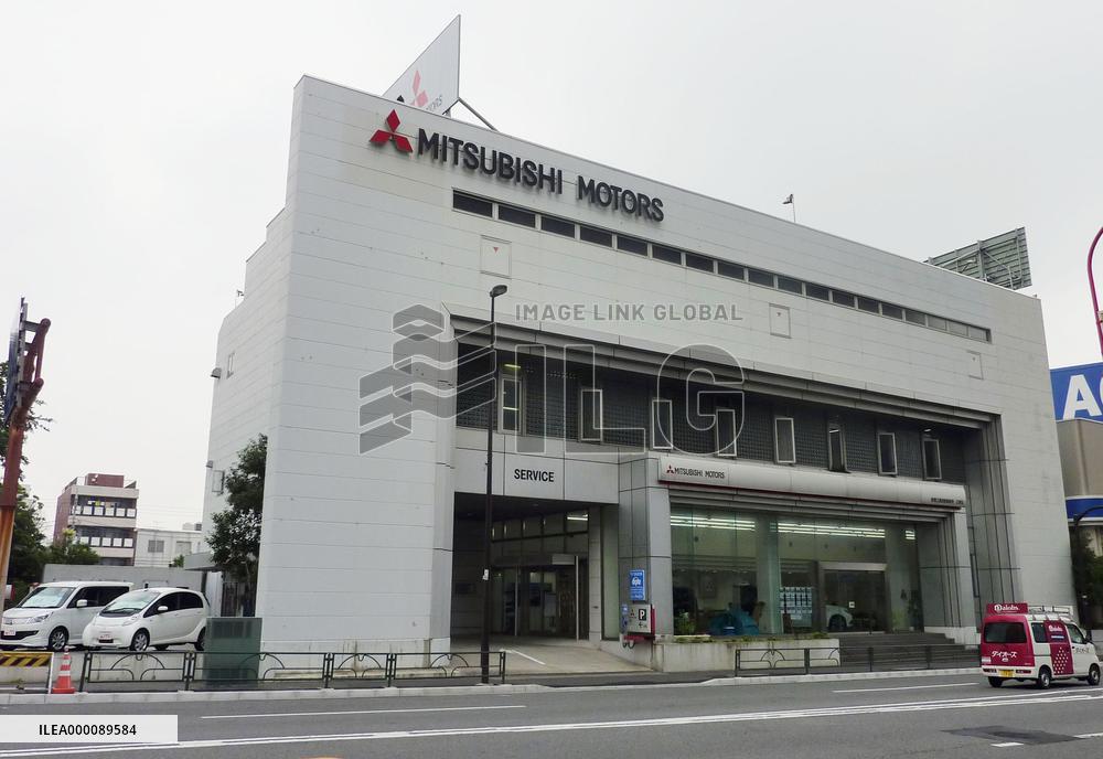 M'bishi Motors, Nissan restart sales of scandal-affected minicars