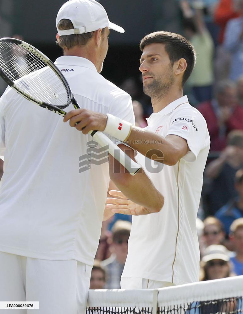 Sam Querrey knocks Novak Djokovic out of Wimbledon tennis
