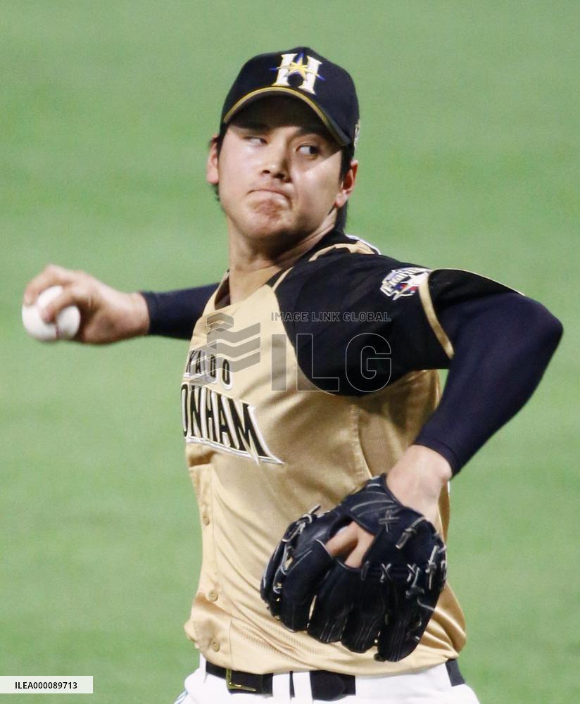 Baseball: Otani does it all as Fighters complete sweep of Hawks