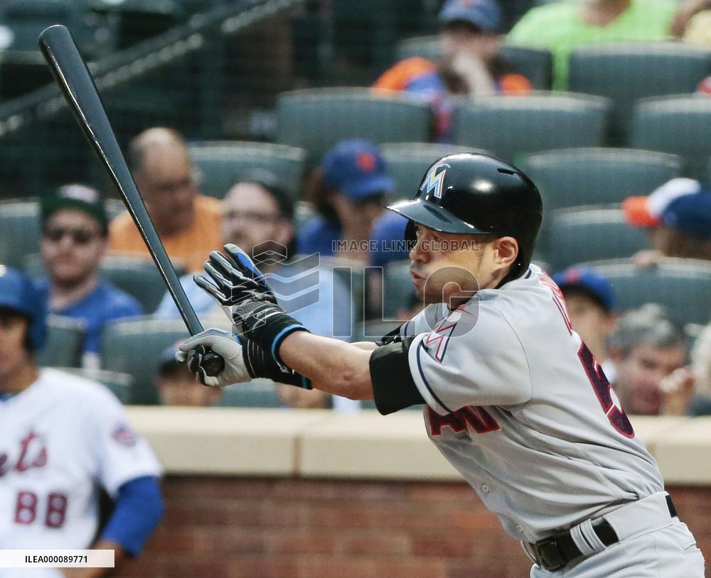 Baseball: Ichiro 10 hits away from 3,000