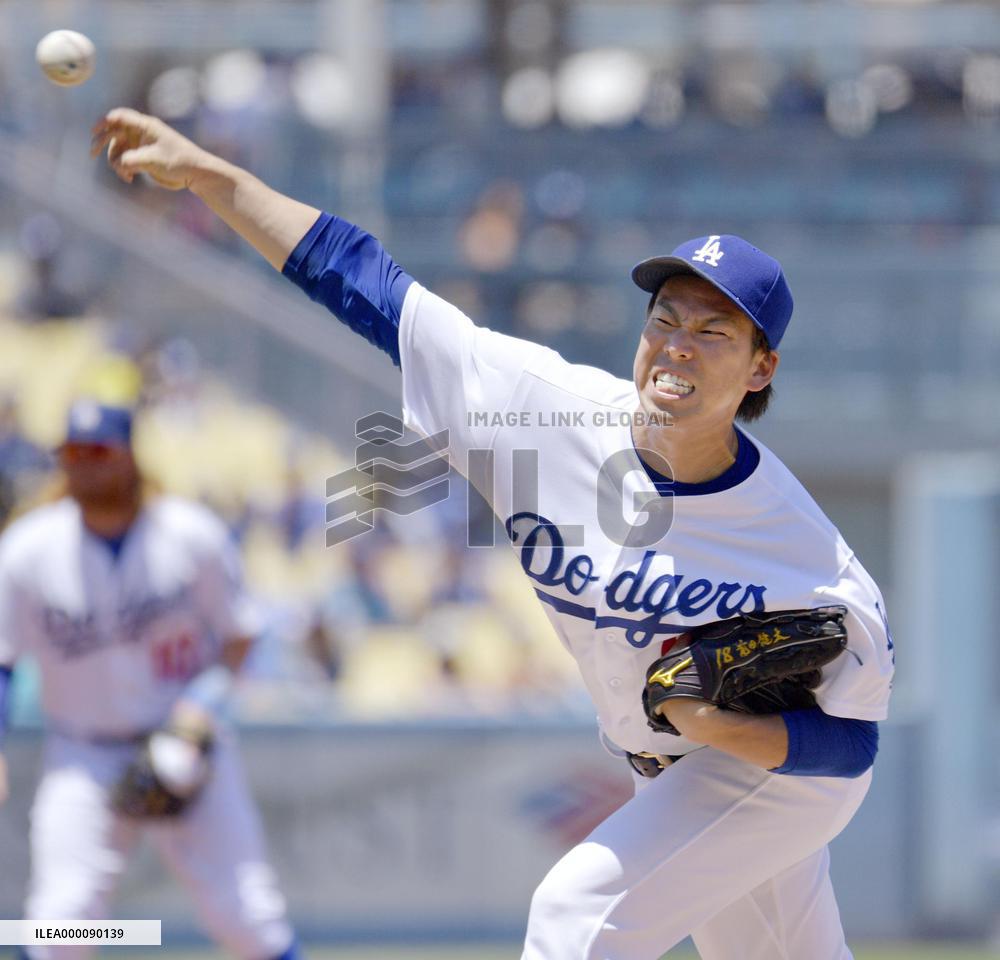 Maeda picks up 8th win as Dodgers beat Padres