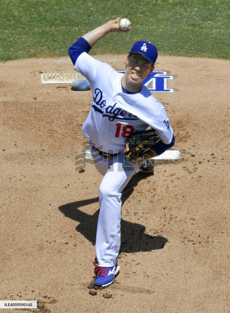 Maeda picks up 8th win as Dodgers beat Padres