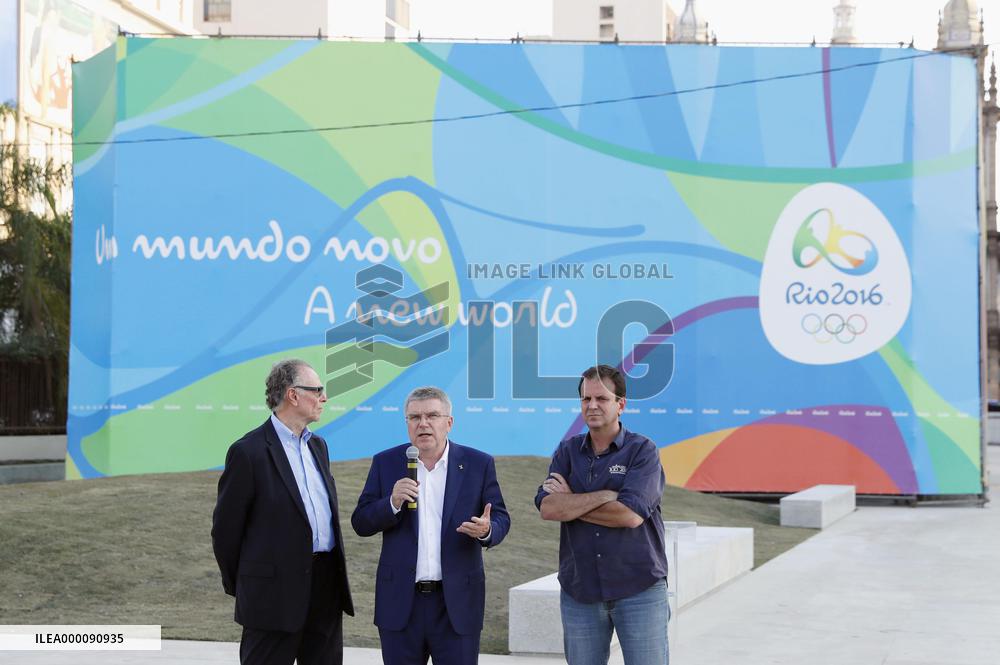 IOC head arrives in Rio
