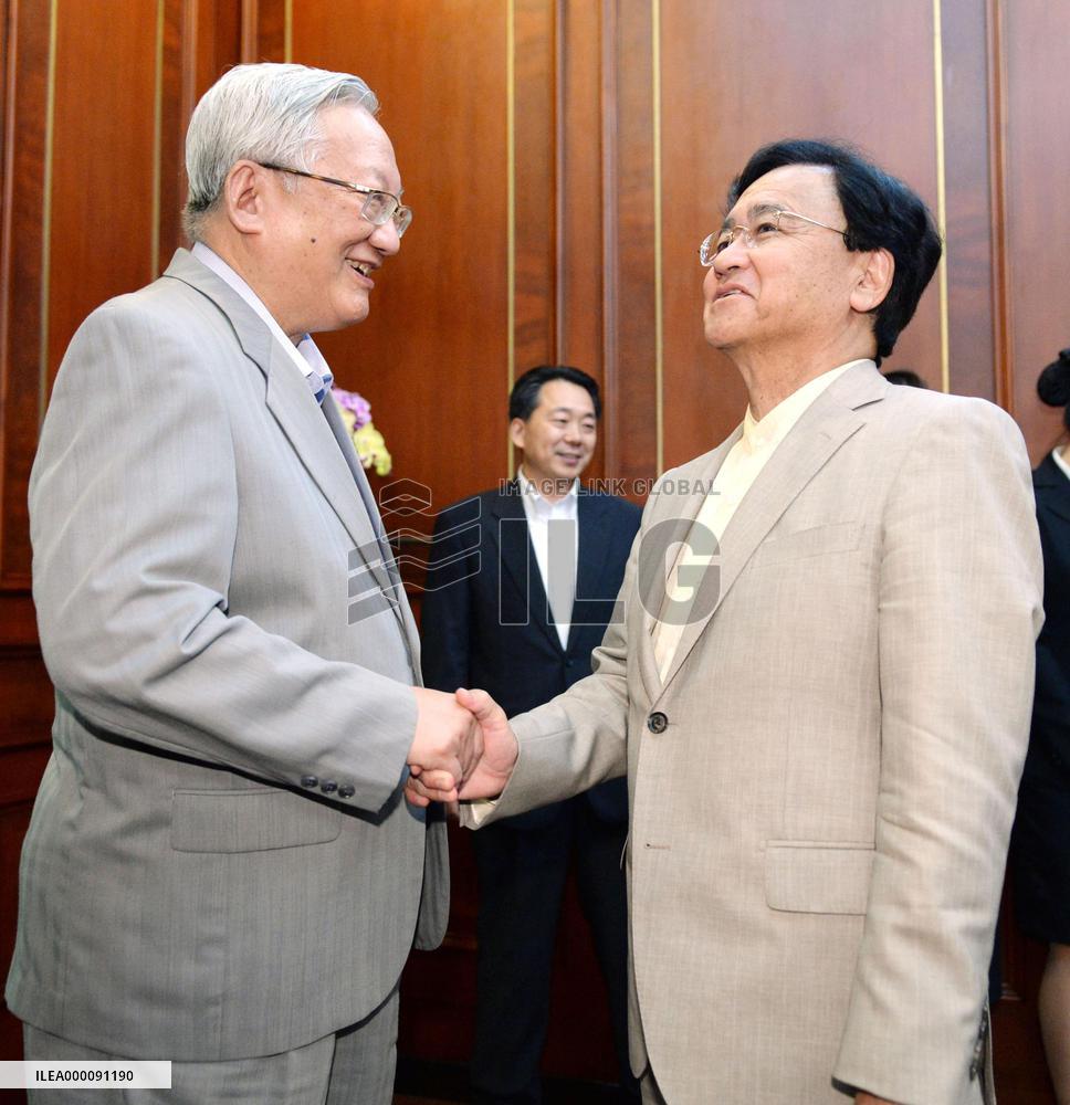 Japanese business delegation meets with prominent Chinese figure