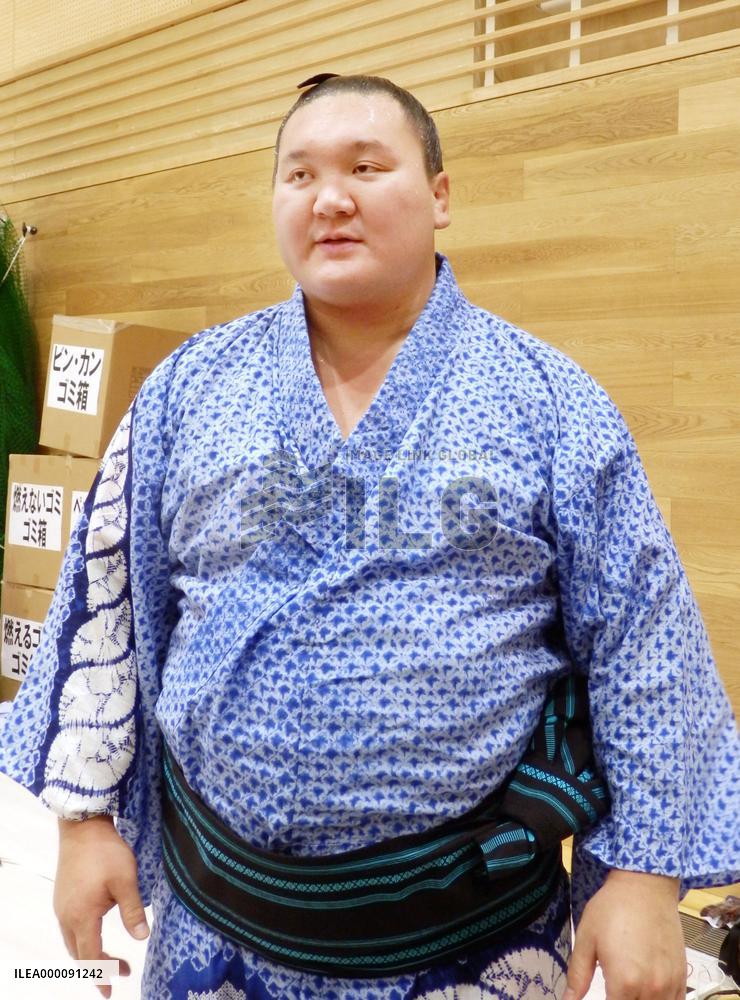 Mongolian yokozuna Hakuho recalls late champion Chiyonofuji