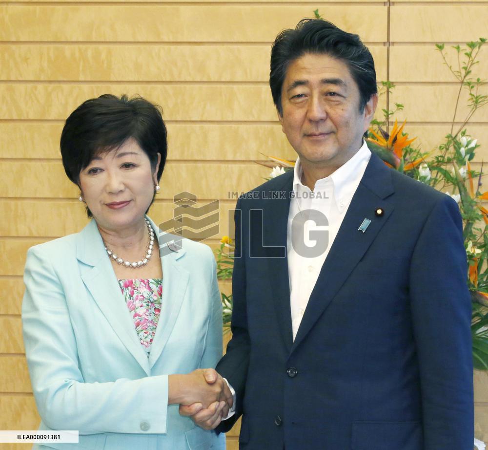 PM Abe meets with Tokyo Gov. Koike