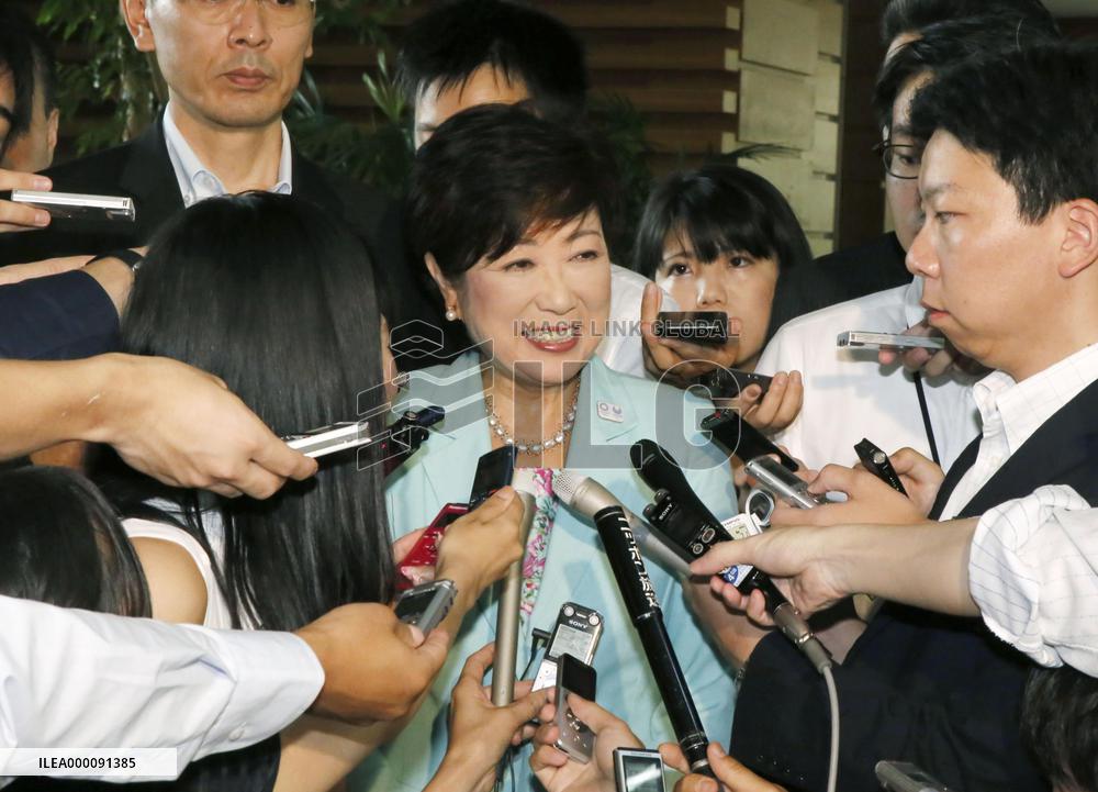 PM Abe meets with Tokyo Gov. Koike