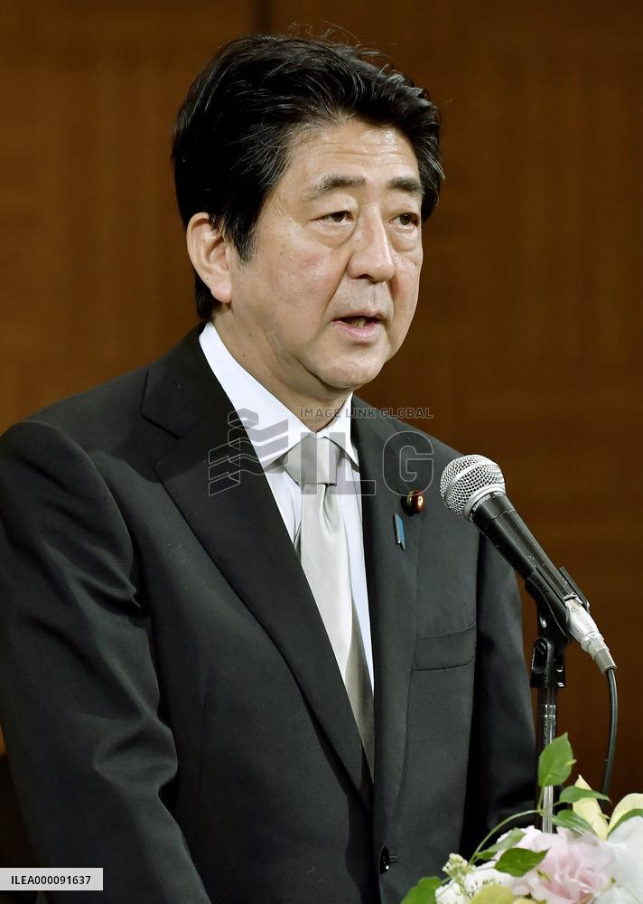 PM Abe at press conference in Hiroshima