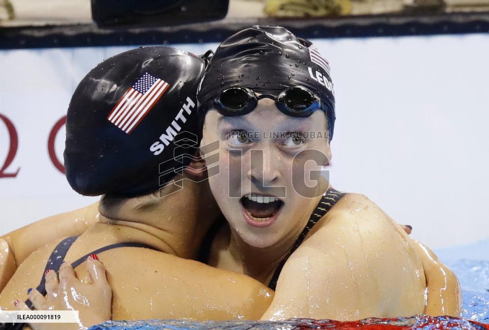 Ledecky wins gold medal in 400-meter free style