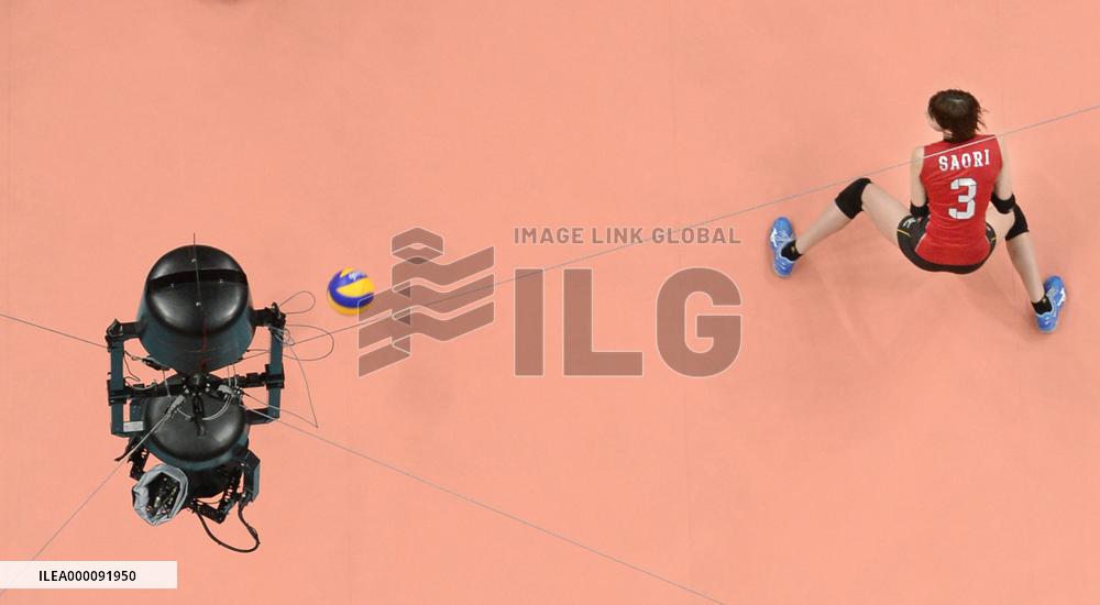 Olympic scenes: Encountering UFO?