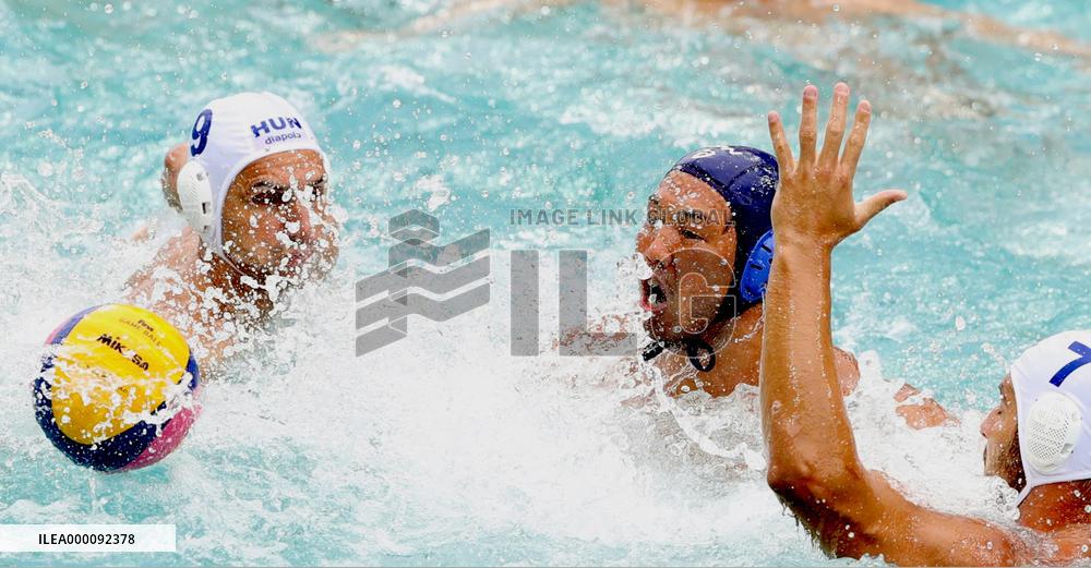 Hungary beat Japan in water polo