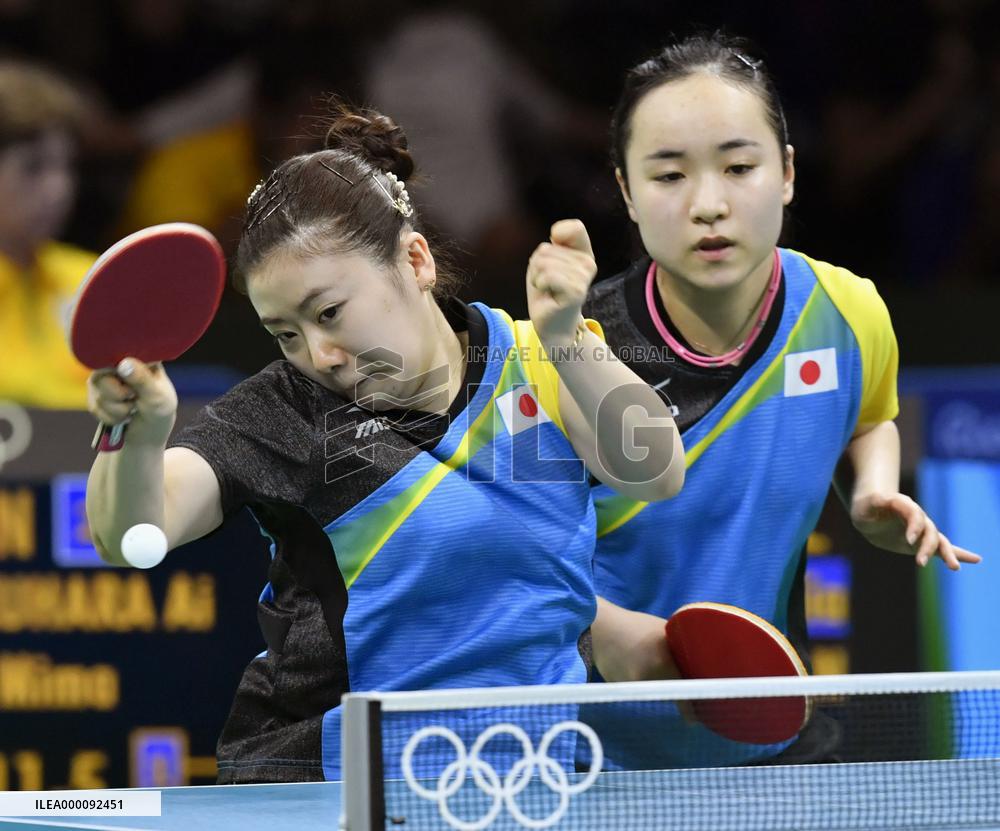Olympics: Japanese pair wins in table tennis team event