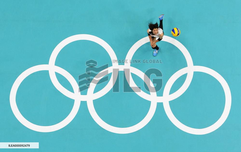 Olympics: Russia beats Japan in volleyball pool play