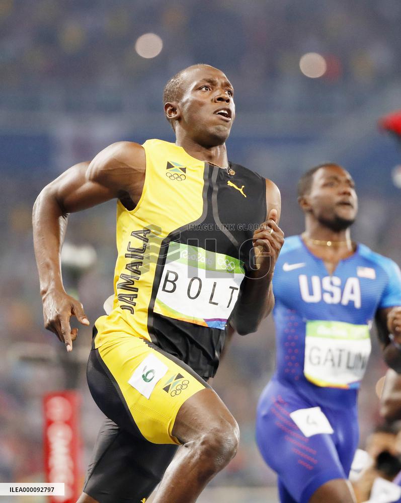 Olympics: Bolt completes unprecedented 100m three-peat