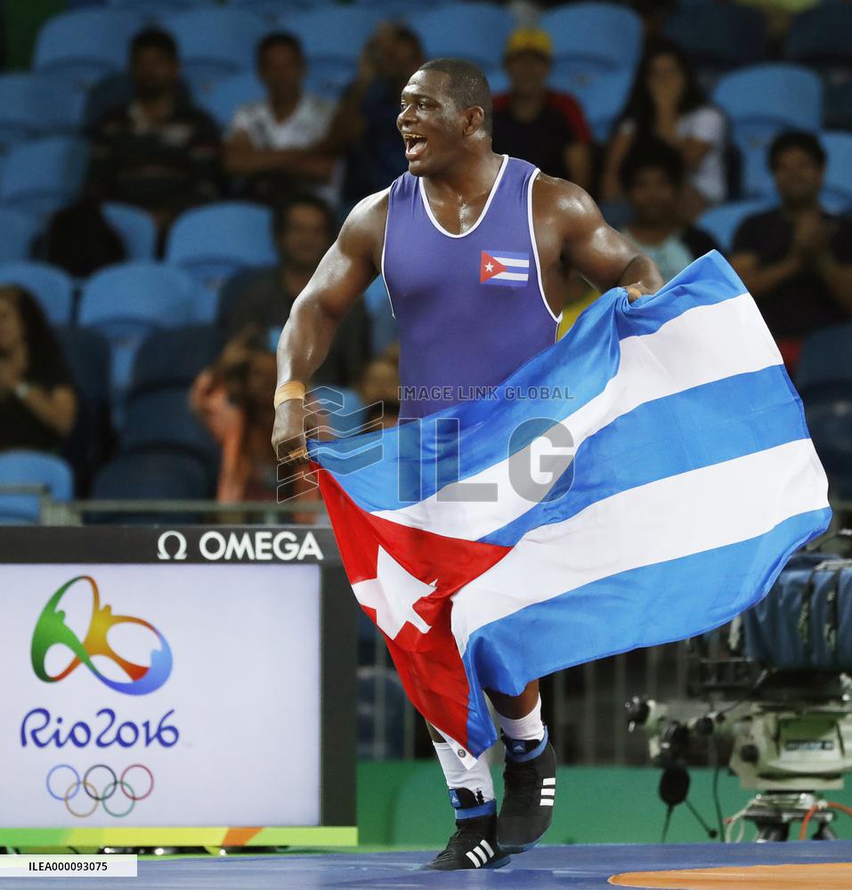 Olympics: Lopez wins 3rd straight gold