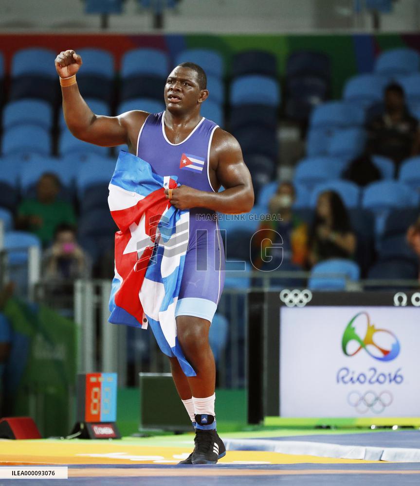 Olympics: Lopez wins 3rd straight gold