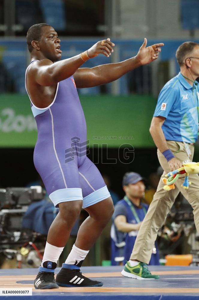 Olympics: Lopez wins 3rd straight gold